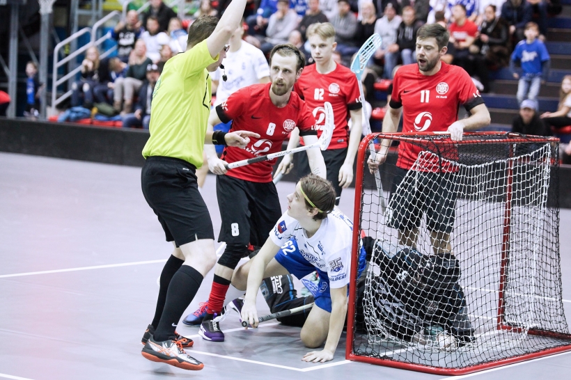 Jāatspēlējas no 0:2 