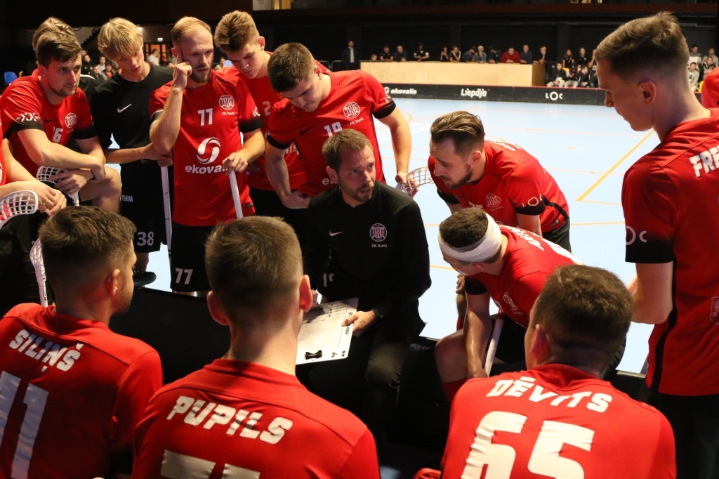 Ierindas spēle pret Latvijas čempioniem